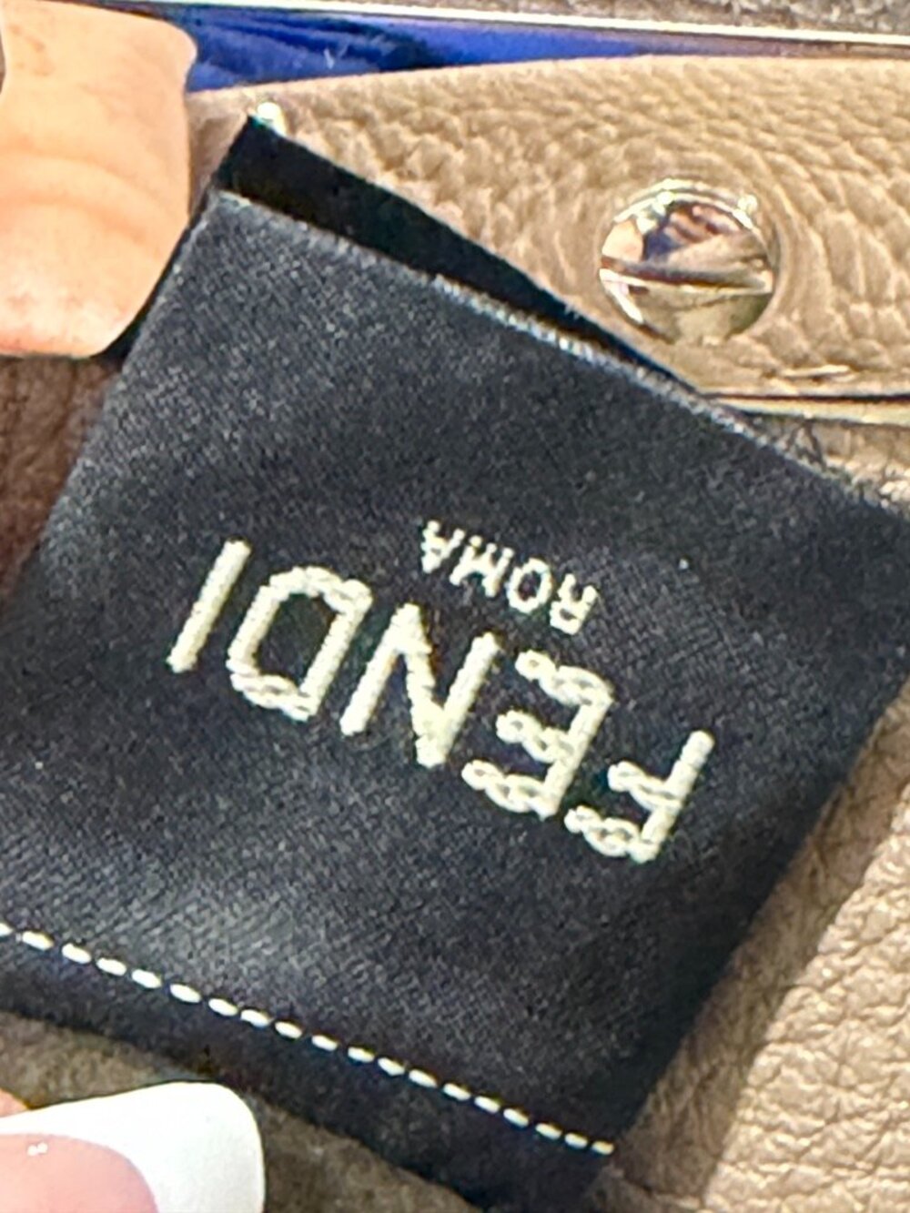 Fendi Peekaboo Mini Hand/Shoulder Bag (JB1427) - Picture 14 of 15